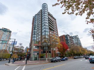 199 Drake St #5A, Vancouver, BC V6Z 2T9