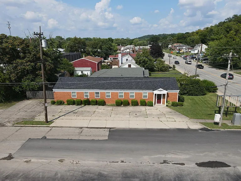 9443 Reading Rd — Photo 6
