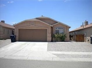475 Sunrise West Dr SW, Albuquerque, NM 87121