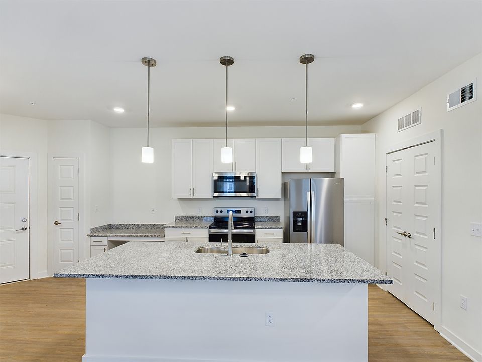 1st image of 2520 New Port Royal Rd #4-201
