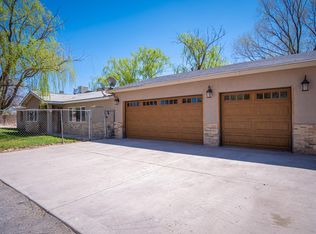 6302 Alvis Rd SW, Albuquerque, NM 87105
