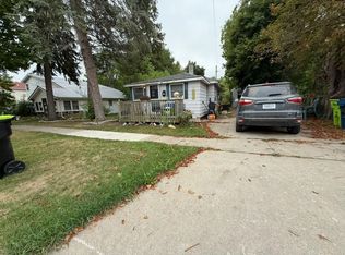 307 W Wheaton Ave, Clare, MI 48617