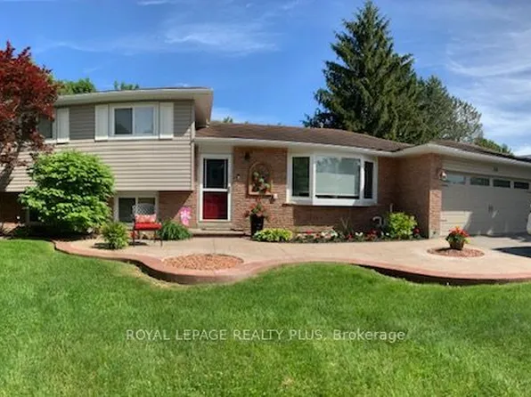 26 Larry St, Caledon, ON L7C 1K8