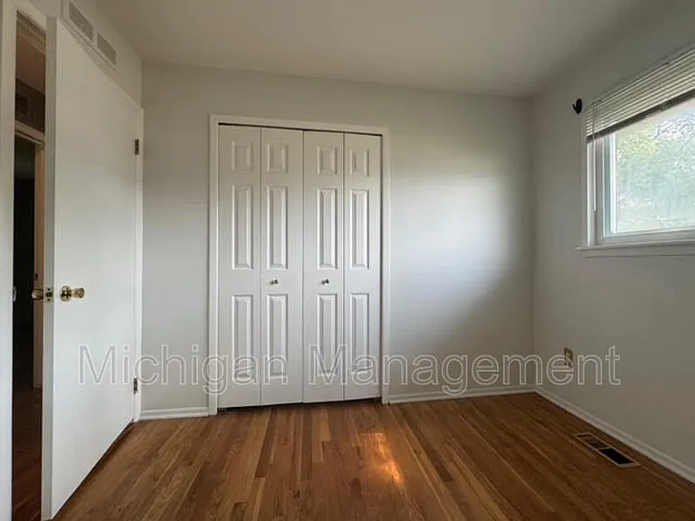 11219 Morgan Ave — Photo 20