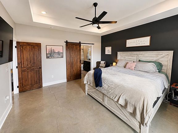 5th image of 217 Peavine Way