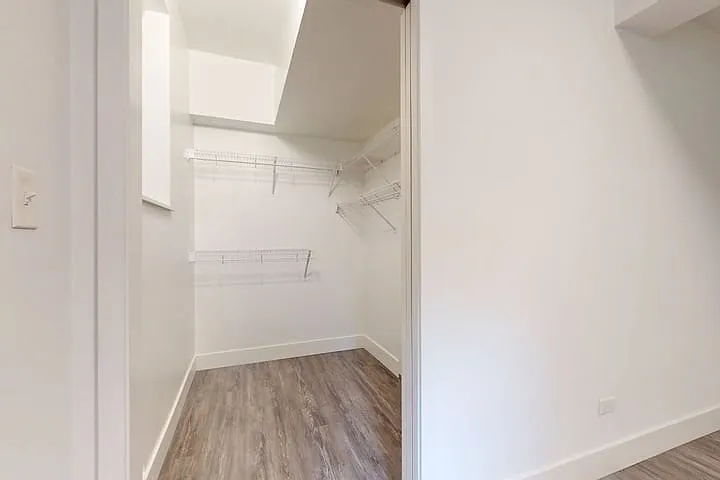 5474-5480 S. Hyde Park Boulevard — Photo 72