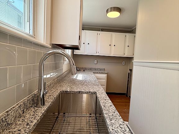 3rd image of 34 Pond St APT 1