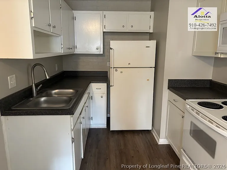6604-1 Carloway Dr — Photo 2