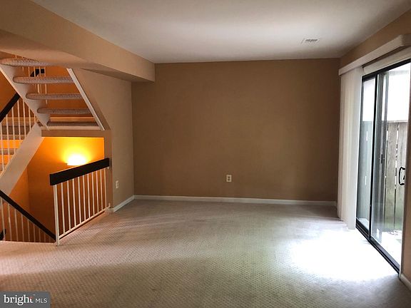 5th image of 3005 Mission Square Dr