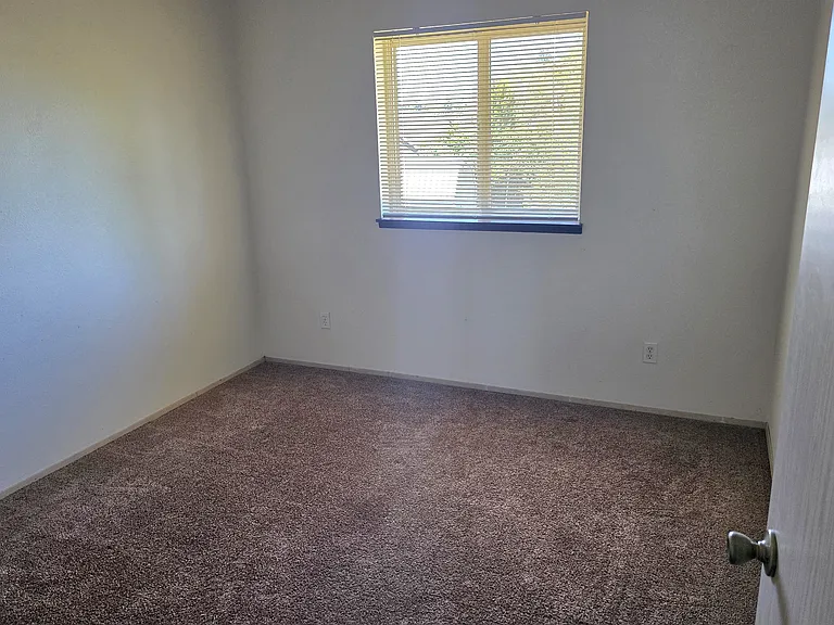 264 Ecols St S #2 — Photo 6