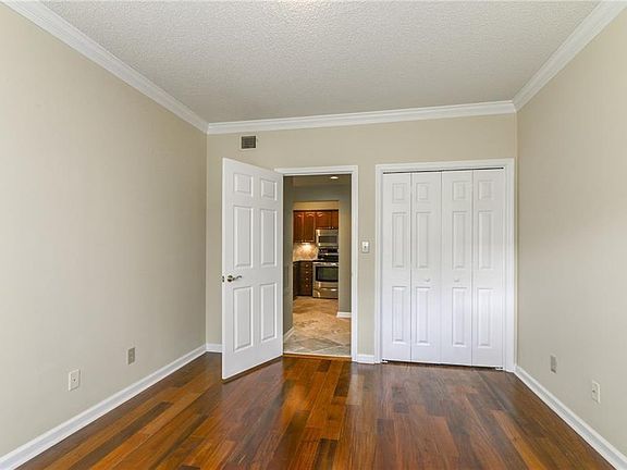 4th image of 2204 River Green Dr NW