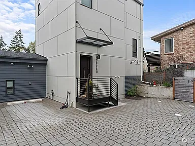 Building Photo - Sand Point Way NE