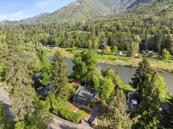 6560 Rogue River Hwy, Grants Pass, OR 97527