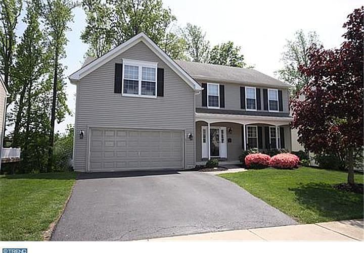 1st image of 514 Crestwood Ln