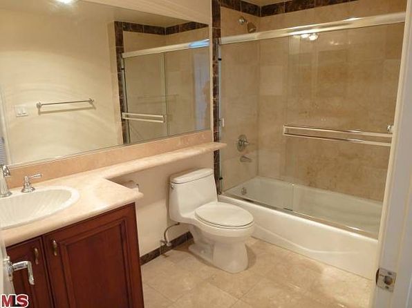 1828 Glendon Ave #Penthouse 2
