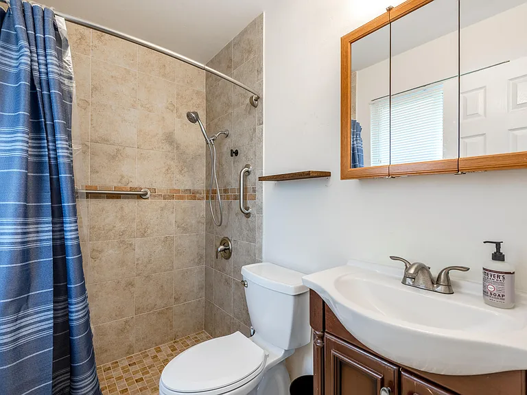 4317 Applecrest Dr — Photo 20