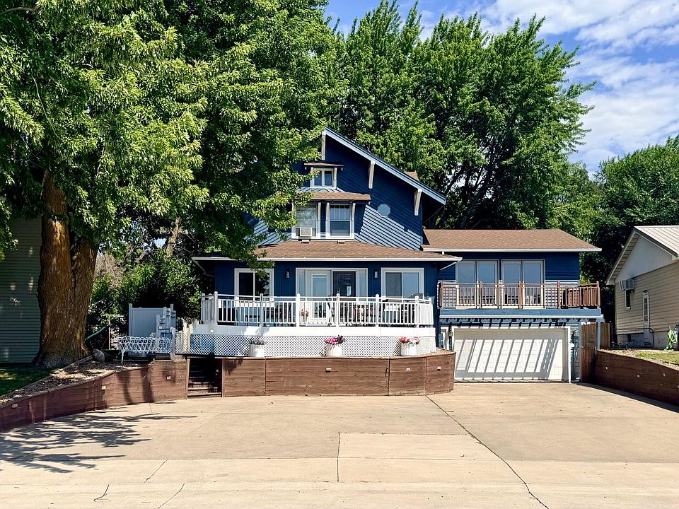 1st image of 506 W Lake Ave