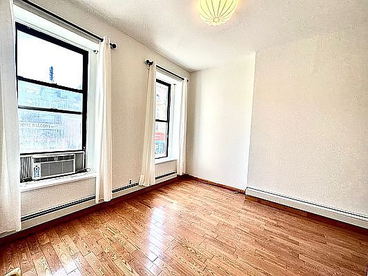 5th image of 42 5th Ave #2