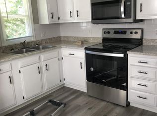 408 Troy Rd #D, Warrenton, MO 63383