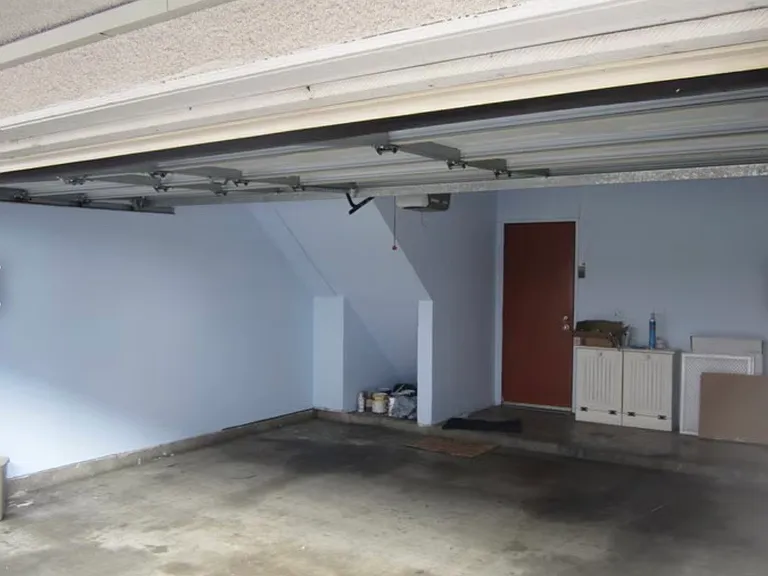 8800 Burnet Ave #3 — Photo 10