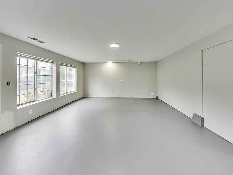 1824 Linden St #8 — Photo 14