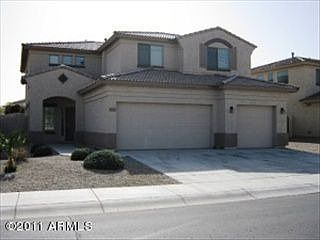 3rd image of 17325 W Saguaro Ln