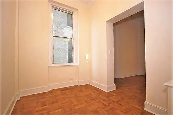 Rented by (Legacy) NY Quality Living Uptown | media 13