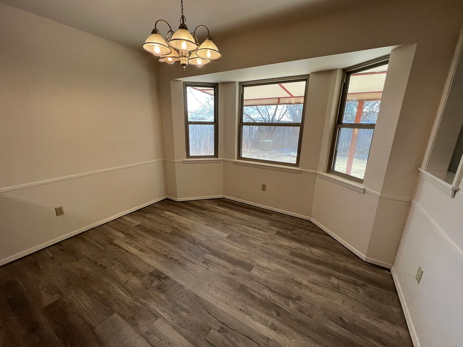 3 bed, 1618 sqft, $2,000 — Photo 3