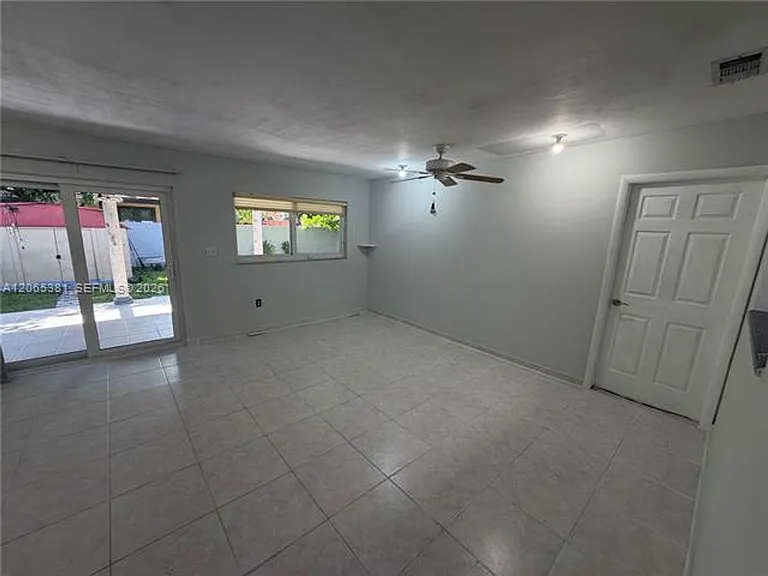 3613 SW 112th Pl #3613 — Photo 13