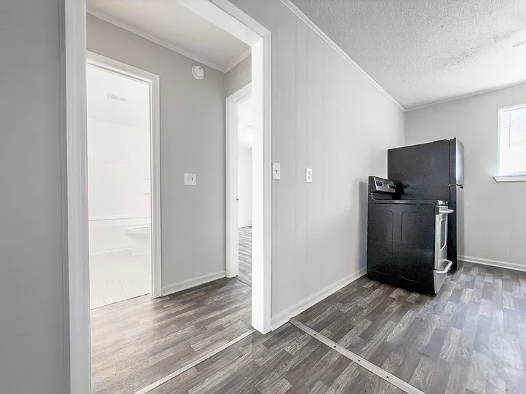 1815 Sumner Ave — Photo 18