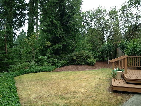 3rd image of 8016 182nd Ave E