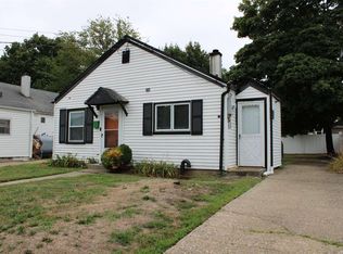 28 Byrd St, Hempstead, NY 11550
