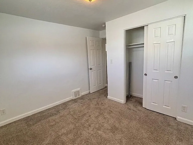 1181 Akron St #A — Photo 7