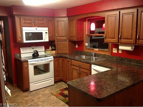 2nd image of 111 Anna Dr