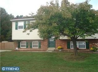 24 Gershwin Cir, Newark, DE 19702