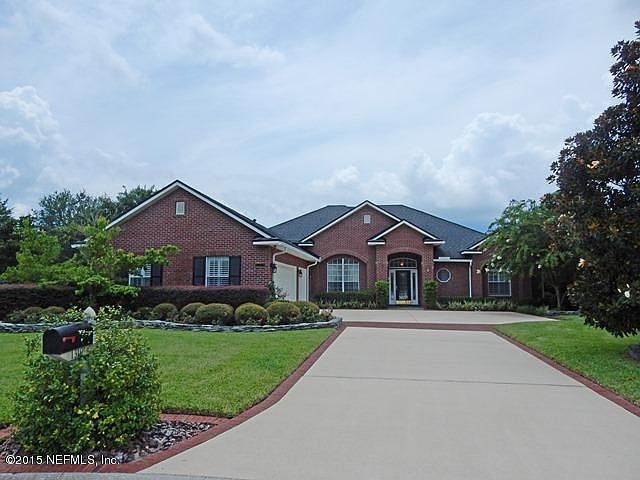 1st image of 1319 Sparkleberry Ct