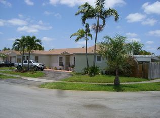 20011 NW 58th Ave, Hialeah, FL 33015