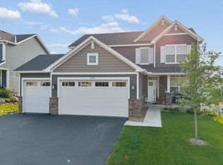 1908 Boulder Way, Carver, MN 55315
