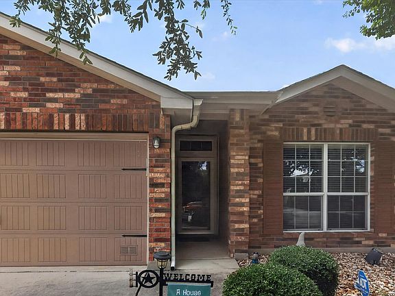 5th image of 2968 Mistywood Ln