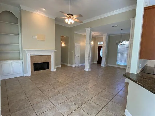 35 New Canaan Hills Ct — Photo 5