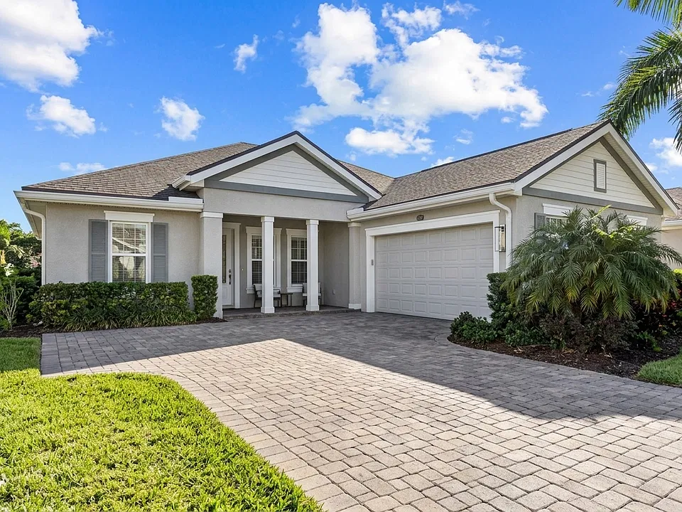 14806 Dockside Ln