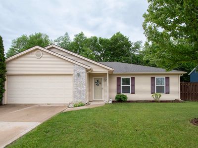206 Glory Ave, Kendallville, IN, 46755