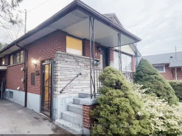 88 Radford St, Hamilton, ON L8S 3E6