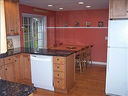 4th image of 42 Cresthill Dr
