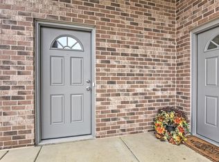 1341 Prairie Dr, Crown Pt, IN 46307