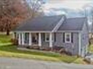 19 Valley Rd, Southampton, MA 01073