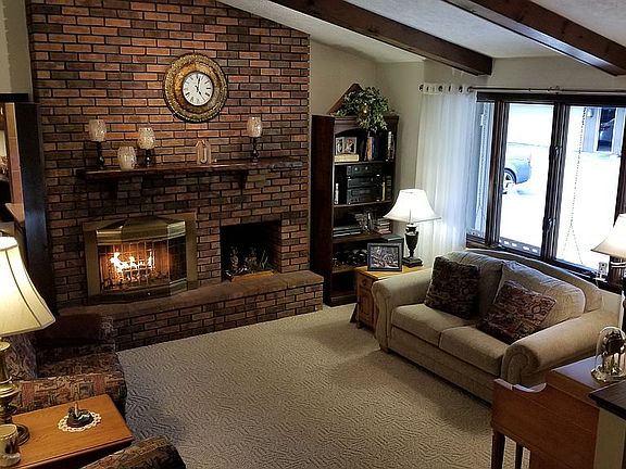 2nd image of 6155 E Hilltop Dr