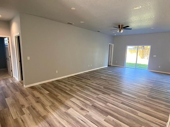 3rd image of 3401 N Republic De Cuba Ave