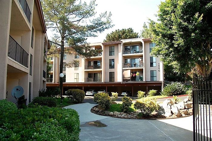 1st image of 7838 Cowles Mountain Ct Unit C24