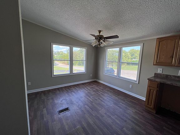 2nd image of 1815 Duchess Dr